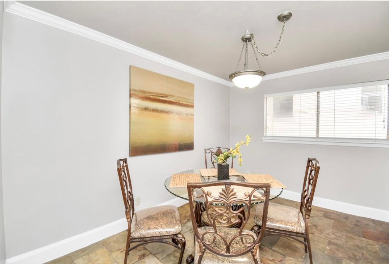 Stunning Private Room In Town Home Houston Exterior foto